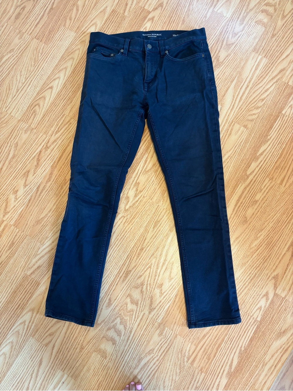 Banana Republic Navy Slim fit Chinos traveler size 30x30 28 inch inseam